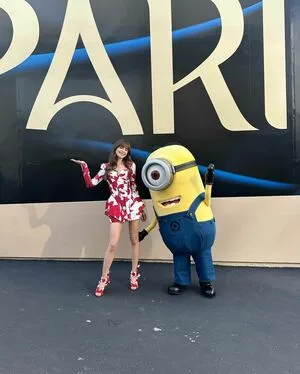 Lily Collins / lilyjcollins фото голая #0357
