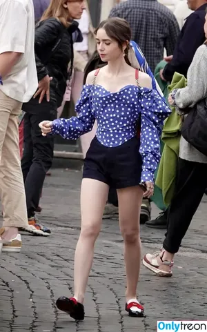 Lily Collins / lilyjcollins фото голая #0565