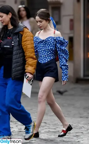 Lily Collins / lilyjcollins фото голая #0569
