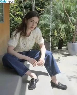 Lily Collins / lilyjcollins фото голая #0580