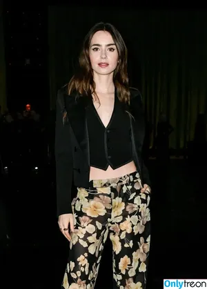 Lily Collins / lilyjcollins фото голая #0583