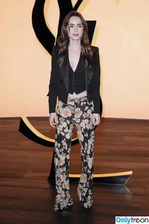 Lily Collins / lilyjcollins фото голая #0591