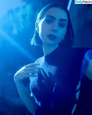 Lily Collins / lilyjcollins фото голая #0613