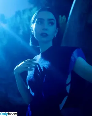 Lily Collins / lilyjcollins фото голая #0614