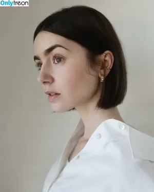 Lily Collins / lilyjcollins фото голая #0627