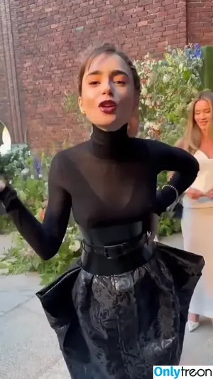 Lily Collins / lilyjcollins фото голая #0673