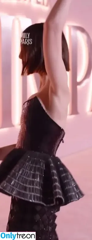 Lily Collins / lilyjcollins фото голая #0691