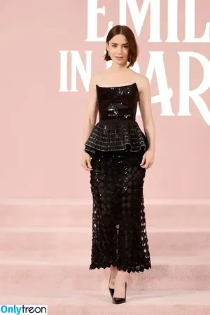 Lily Collins / lilyjcollins фото голая #0744