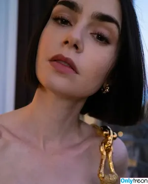 Lily Collins / lilyjcollins фото голая #0764
