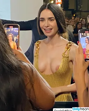 Lily Collins / lilyjcollins фото голая #0776