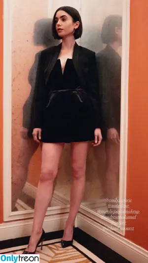 Lily Collins / lilyjcollins фото голая #0793