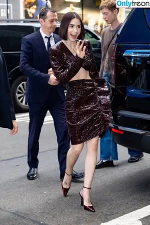Lily Collins / lilyjcollins фото голая #0819