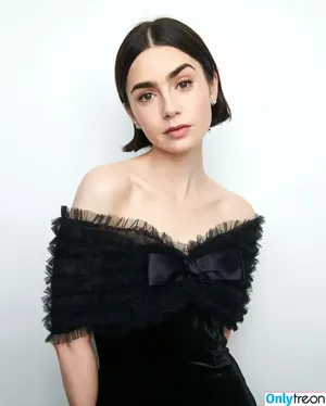 Lily Collins / lilyjcollins фото голая #0827