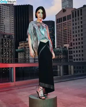 Lily Collins / lilyjcollins фото голая #0838