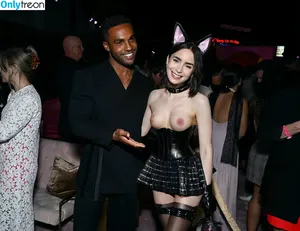 Lily Collins / lilyjcollins nude photo #0936