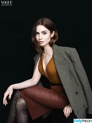 Lily Collins / lilyjcollins nude photo #0954