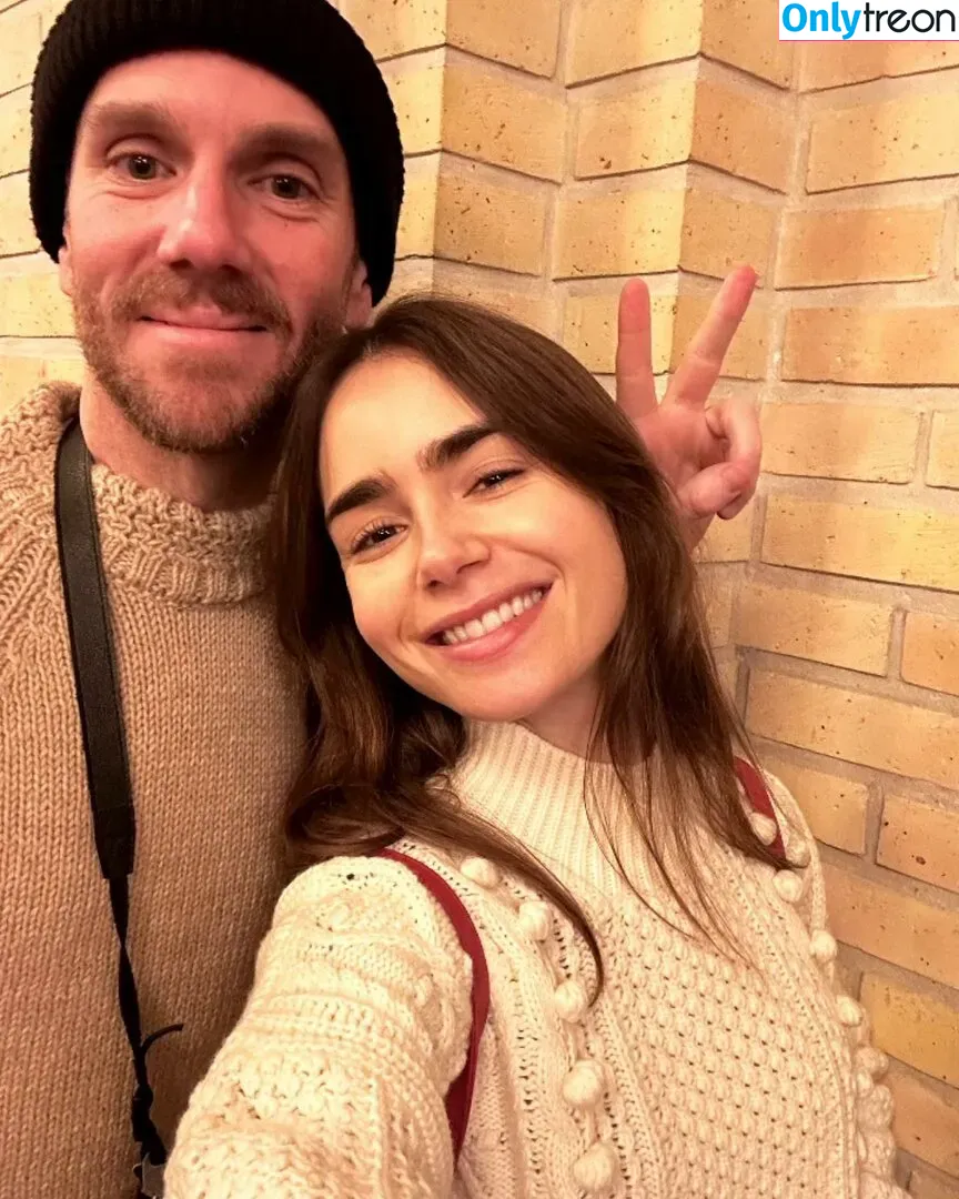 Lily Collins голая photo #0364 (lilyjcollins)