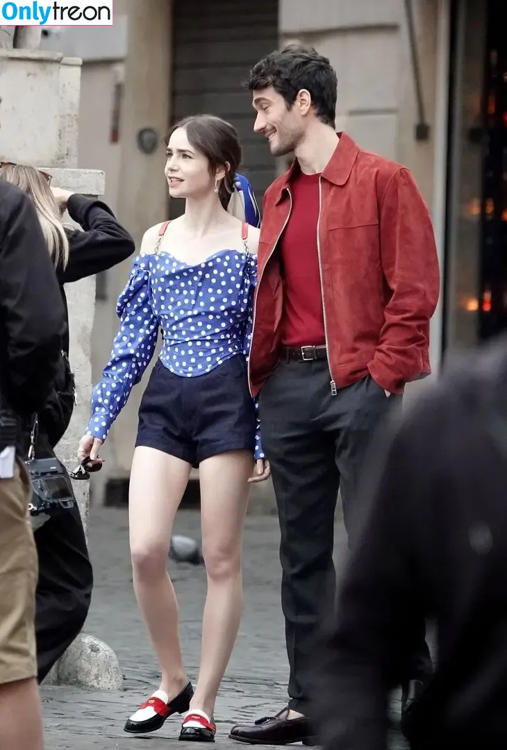 Lily Collins голая photo #0563 (lilyjcollins)