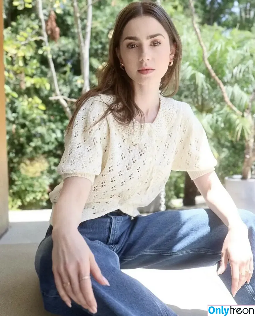 Lily Collins голая photo #0581 (lilyjcollins)