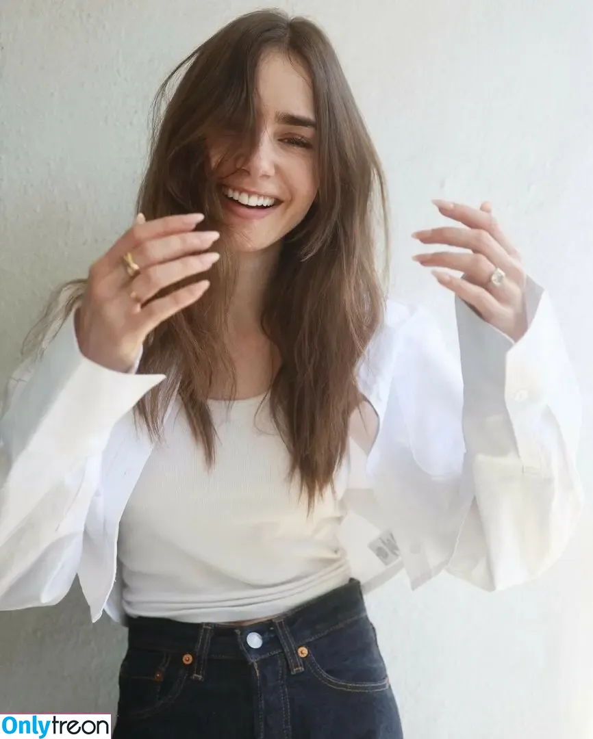Lily Collins голая photo #0674 (lilyjcollins)