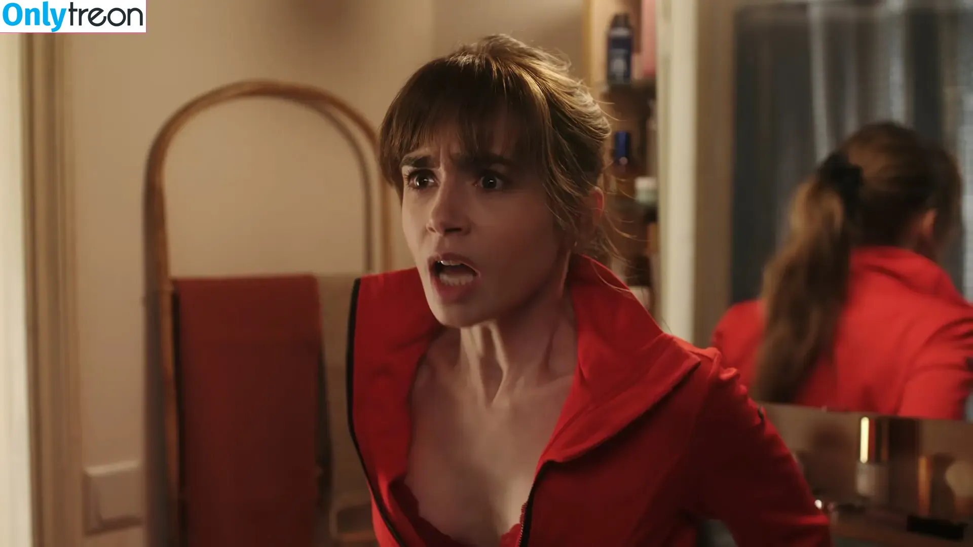 Lily Collins голая photo #0747 (lilyjcollins)