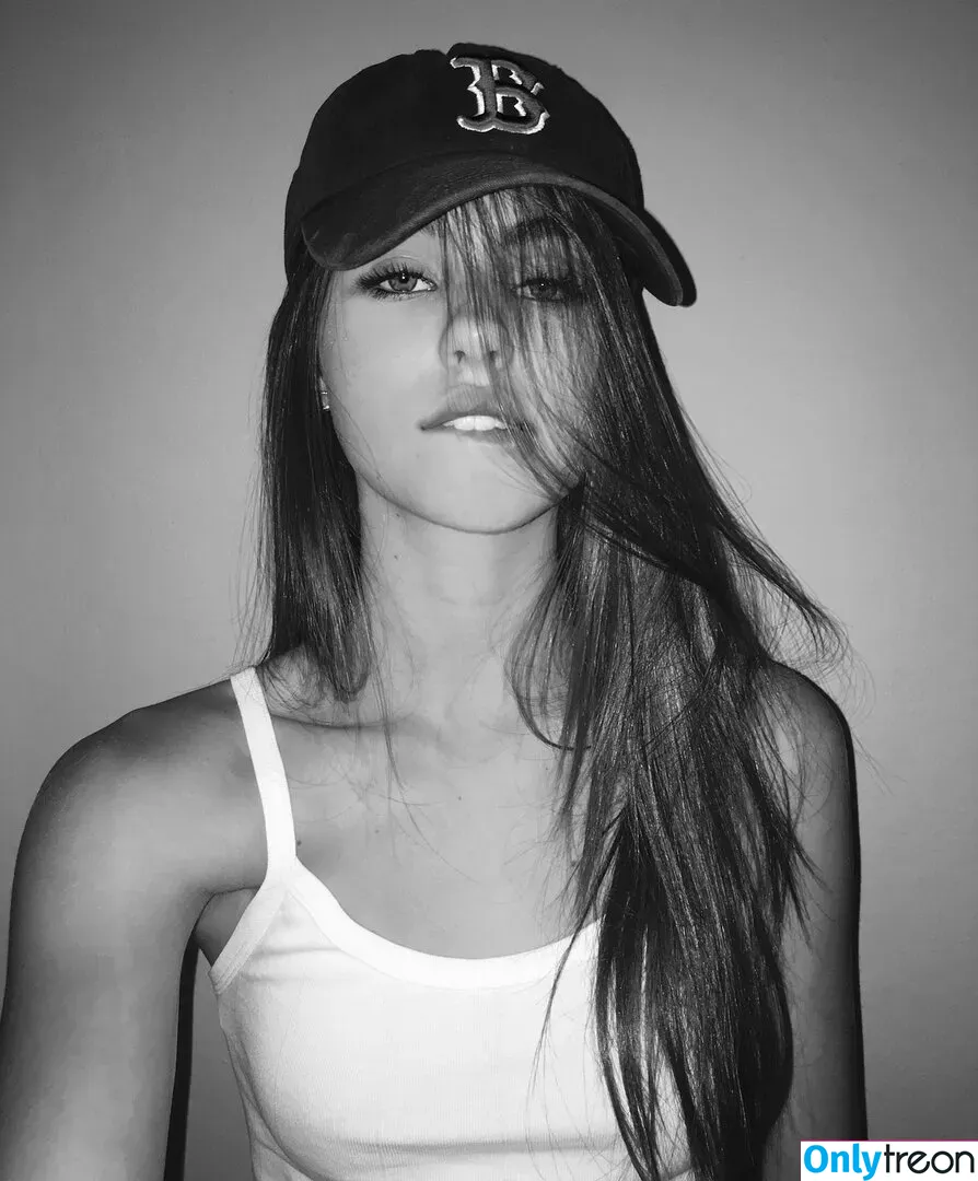 Lily Easton голая photo #0008 (HungEaston / lilyeaston)
