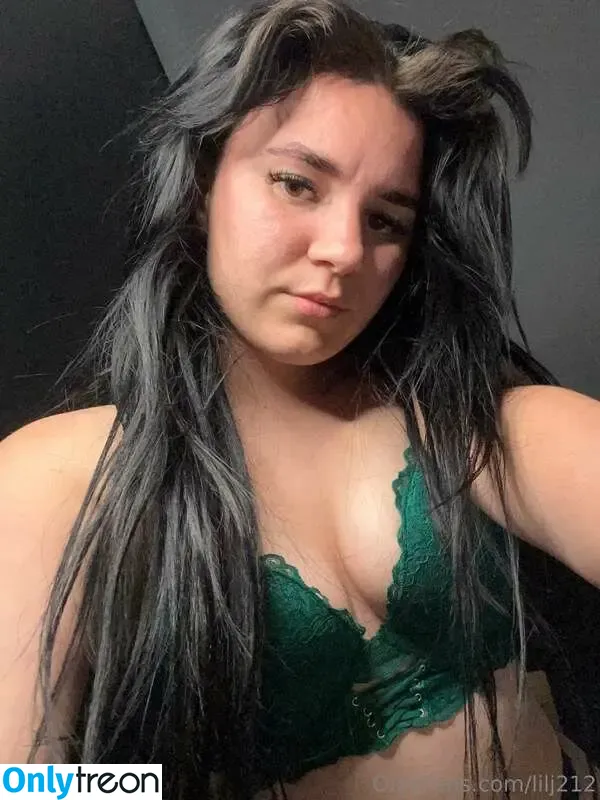 Lily Jade nude photo #0006 (Lilyjadeee / lilj212 / lilyjadeco)