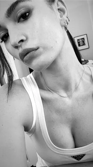 Lily James / lillyjames / lilyjamesofficial nude photo #0582