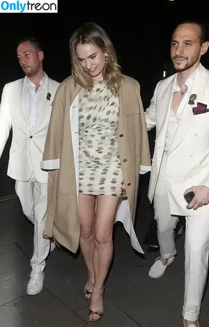 Lily James / lillyjames / lilyjamesofficial nude photo #0674