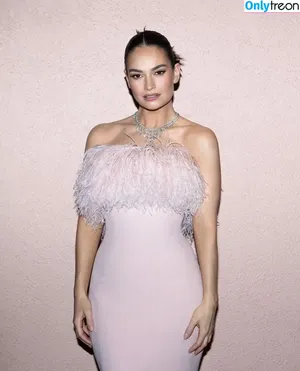 Lily James / lillyjames / lilyjamesofficial nude photo #0796