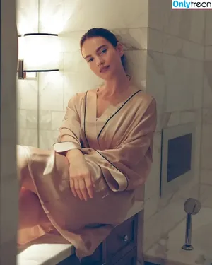 Lily James / lillyjames / lilyjamesofficial nude photo #0804