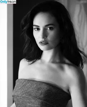 Lily James / lillyjames / lilyjamesofficial nude photo #0863