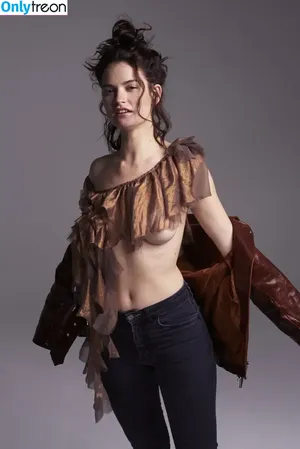 Lily James / lillyjames / lilyjamesofficial nude photo #0889