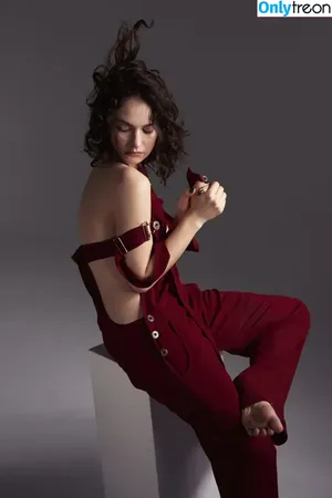 Lily James / lillyjames / lilyjamesofficial nude photo #0893