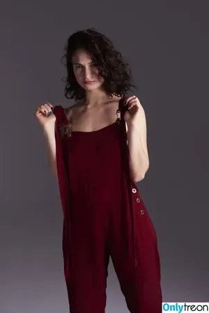 Lily James / lillyjames / lilyjamesofficial nude photo #0907