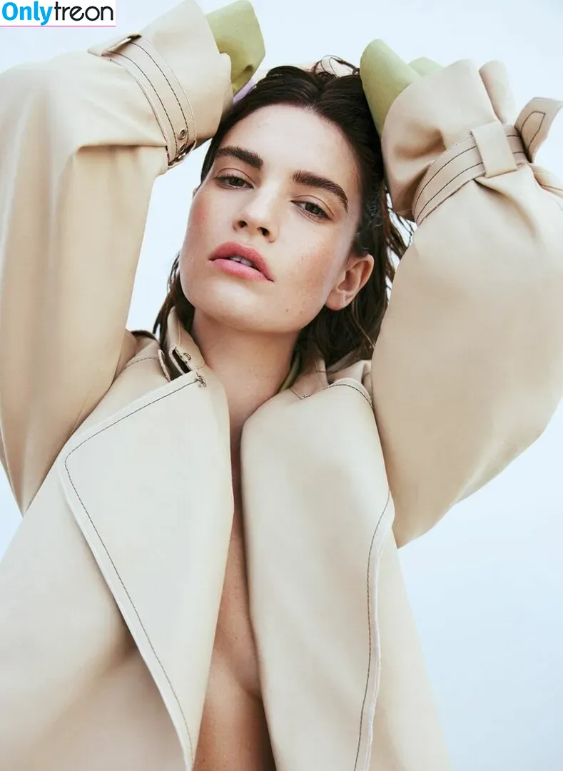 Lily James nude photo #0534 (lillyjames / lilyjamesofficial)