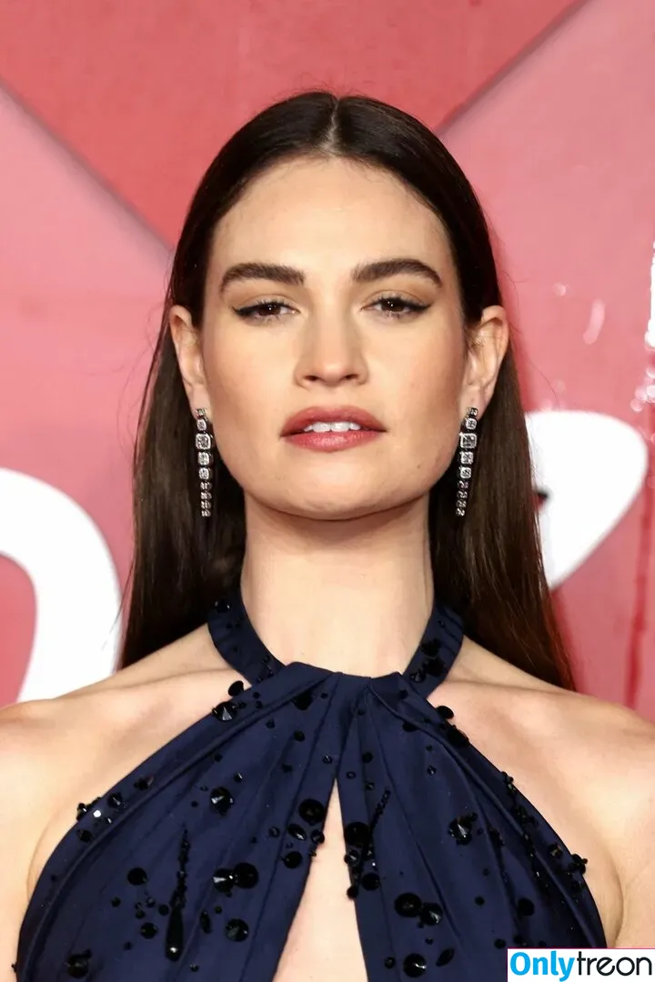 Lily James nude photo #0551 (lillyjames / lilyjamesofficial)