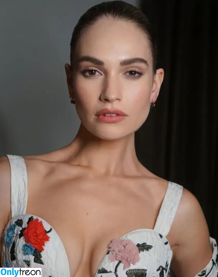 Lily James nude photo #0742 (lillyjames / lilyjamesofficial)
