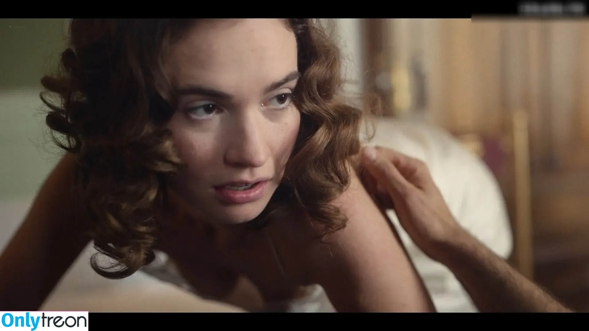 Lily James nude photo #0749 (lillyjames / lilyjamesofficial)