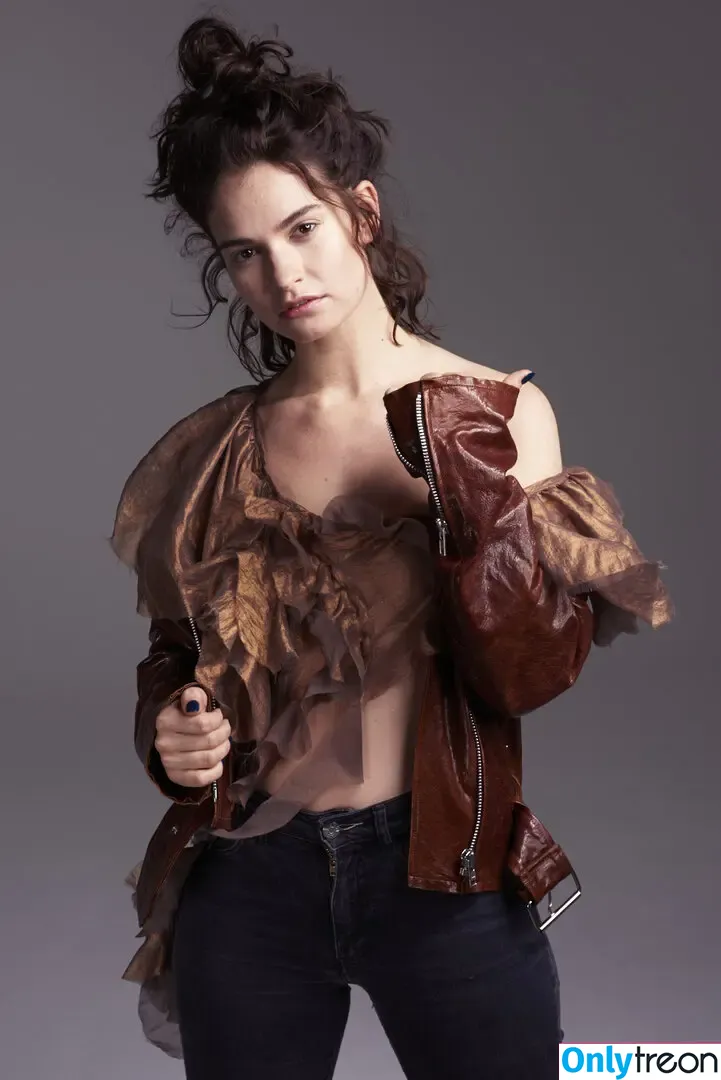 Lily James nude photo #0881 (lillyjames / lilyjamesofficial)