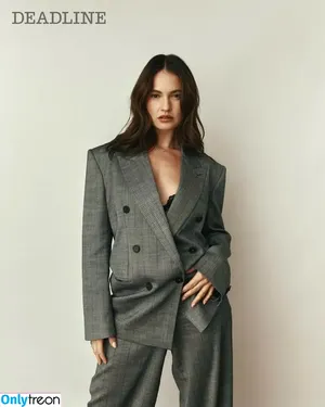 Lily James / lillyjames / lilyjamesofficial фото голая #1524