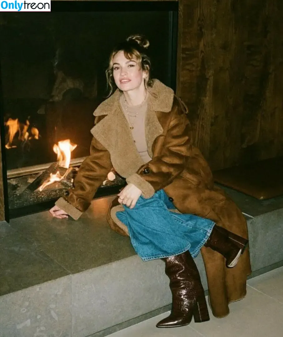 Lily James nude photo #1071 (lillyjames / lilyjamesofficial)