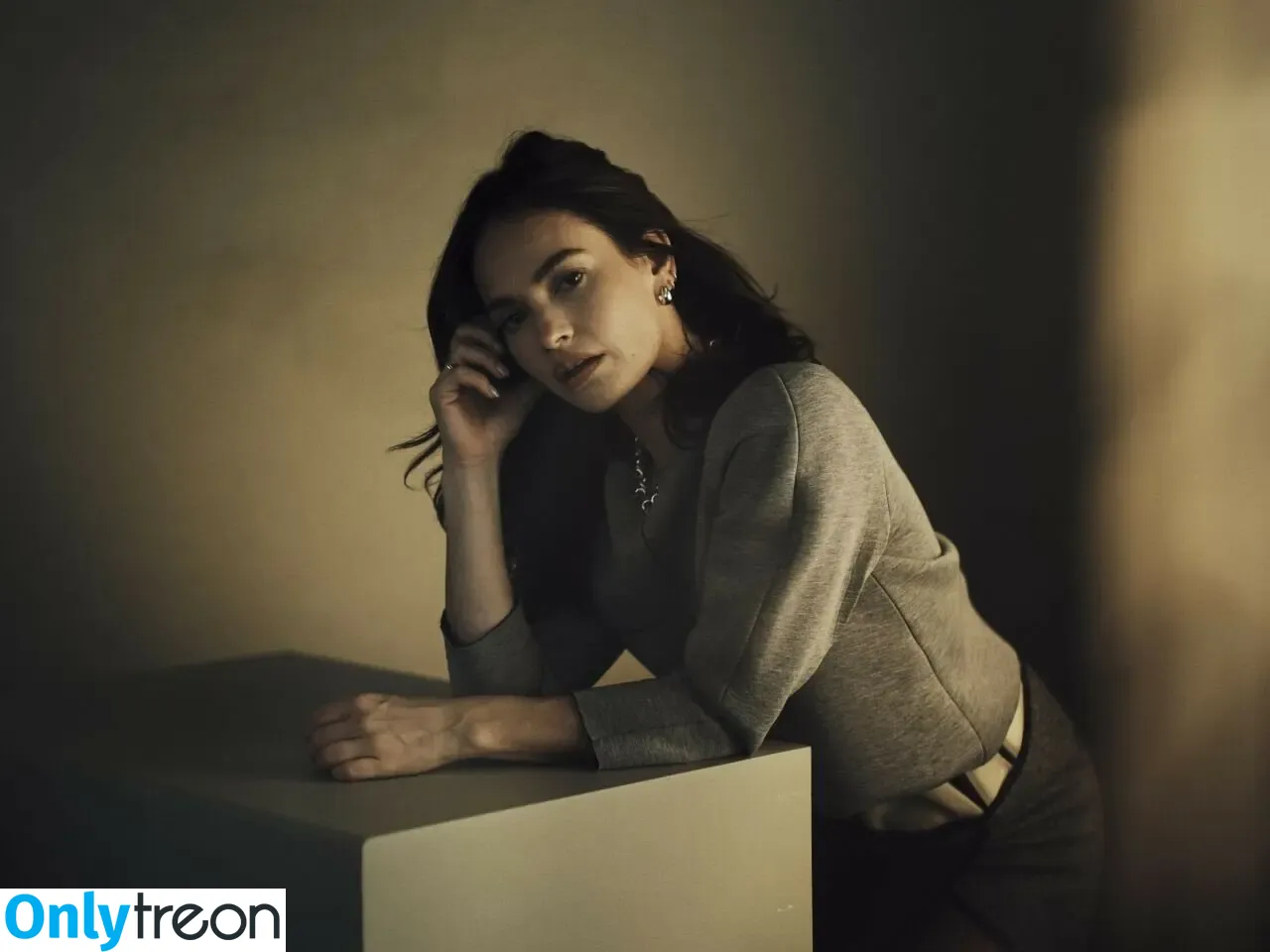 Lily James голая photo #1514 (lillyjames / lilyjamesofficial)