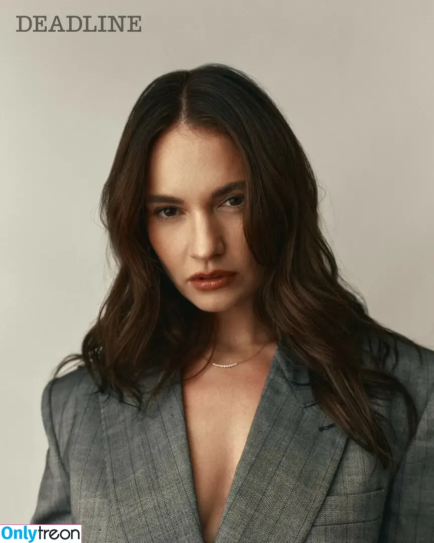 Lily James голая photo #1522 (lillyjames / lilyjamesofficial)