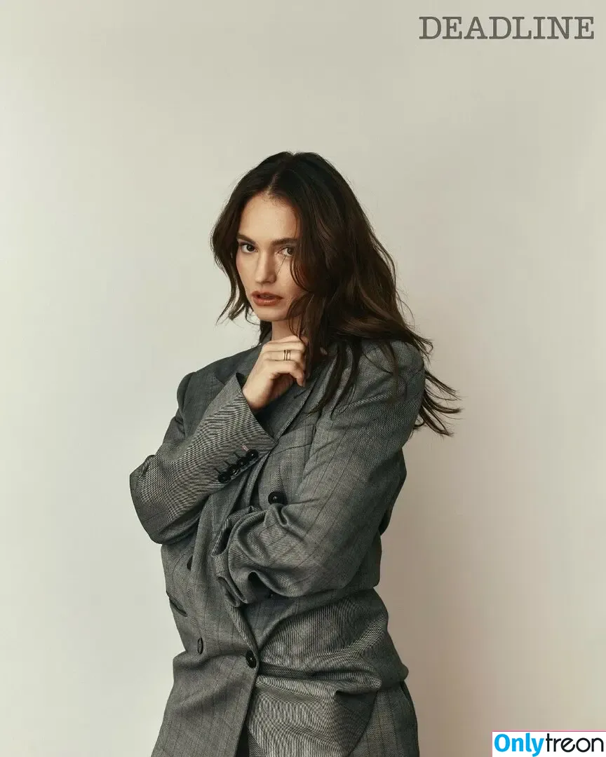 Lily James голая photo #1523 (lillyjames / lilyjamesofficial)
