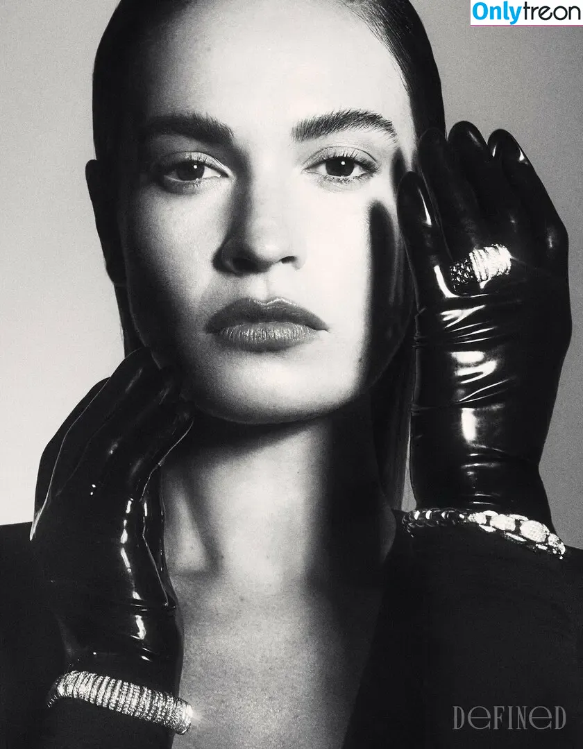 Lily James голая photo #1575 (lillyjames / lilyjamesofficial)