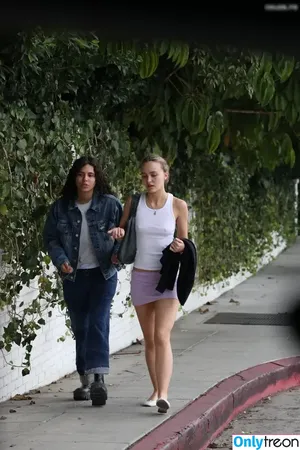 Lily-Rose Depp / Lily Rose Depp / lilyrose_depp / lilyrosemeldepp nude photo #0164