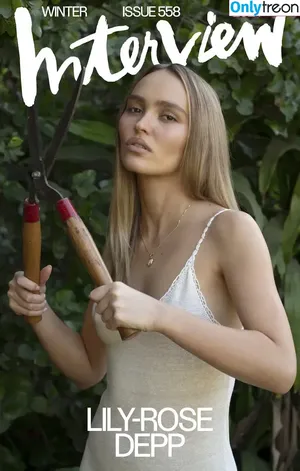 Lily-Rose Depp / Lily Rose Depp / lilyrose_depp / lilyrosemeldepp фото голая #0213