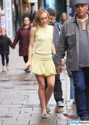Lily-Rose Depp / Lily Rose Depp / lilyrose_depp / lilyrosemeldepp фото голая #0349