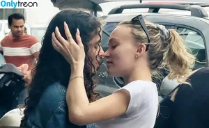 Lily-Rose Depp / Lily Rose Depp / lilyrose_depp / lilyrosemeldepp фото голая #0433